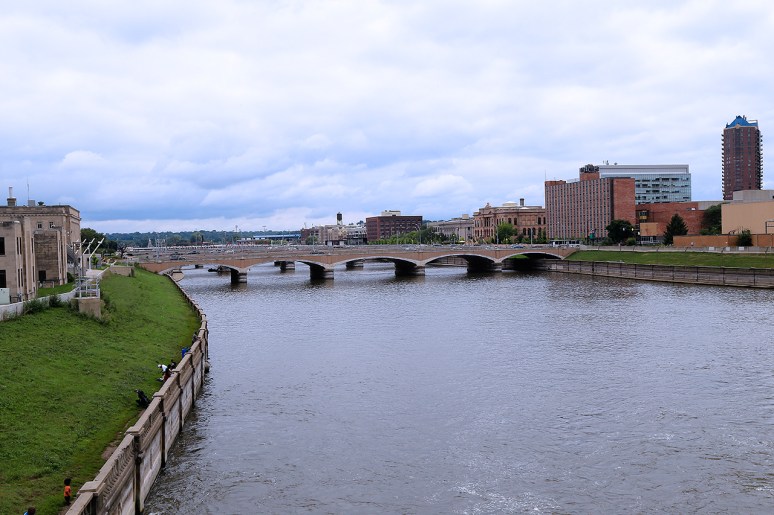 Principal River Walk Des Moines, IA. Photo by Raj H.
