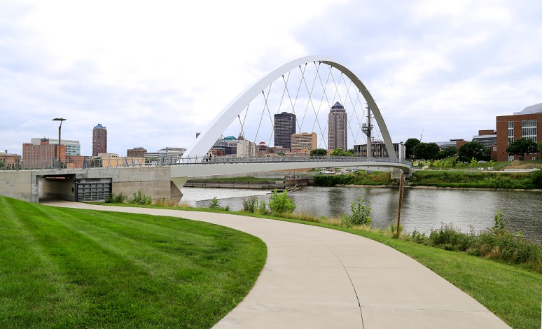 Principal River Walk Des Moines, IA. Photo by Raj H.